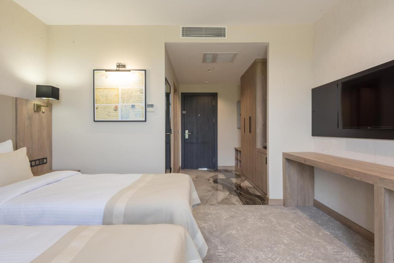 Ramada Plaza By Wyndham Batman Hotell Eksteriør bilde
