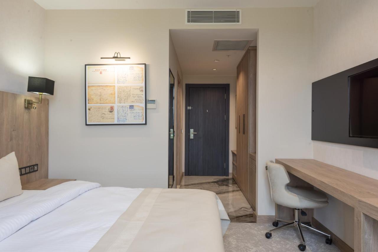 Ramada Plaza By Wyndham Batman Hotell Eksteriør bilde