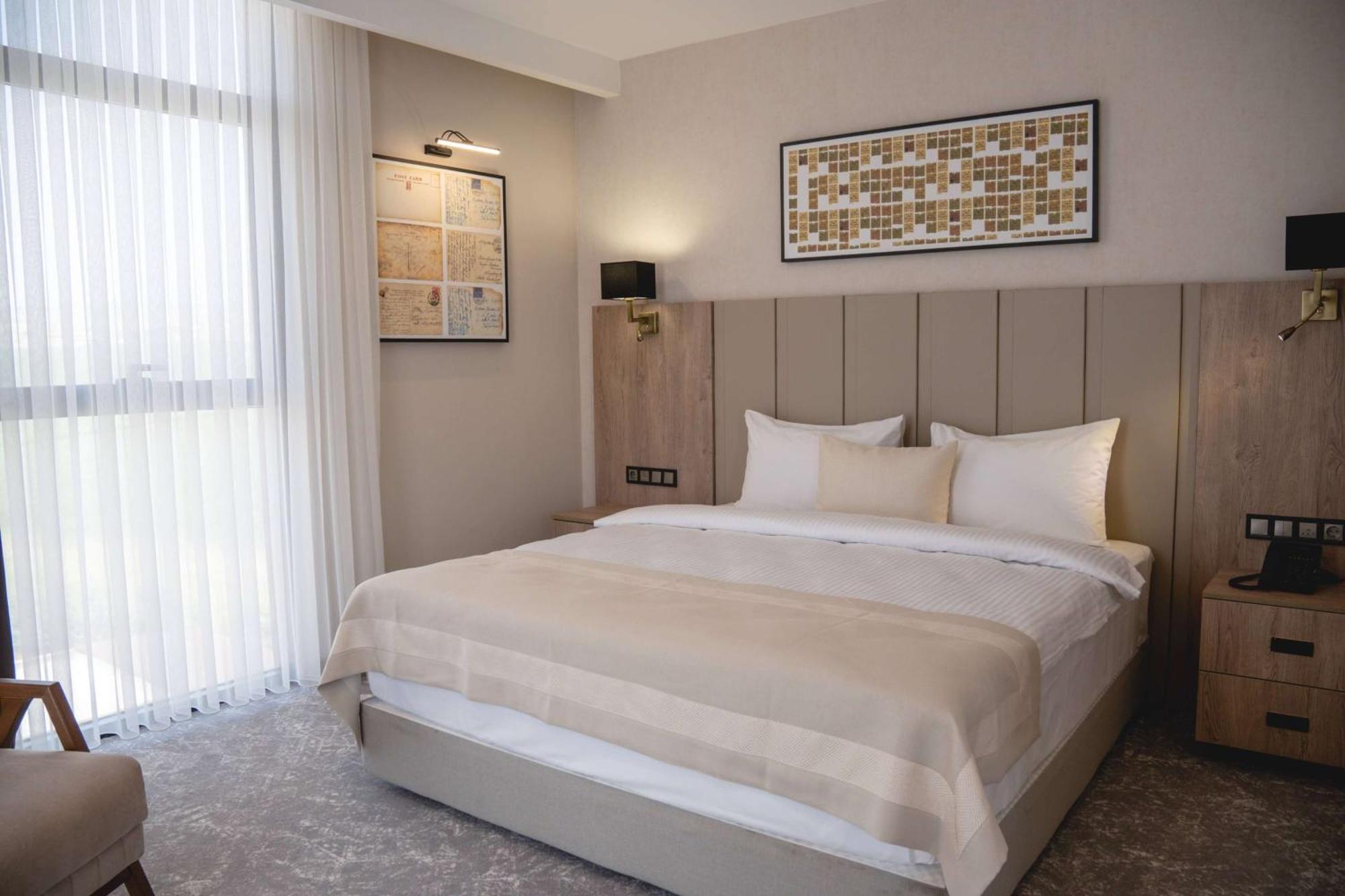 Ramada Plaza By Wyndham Batman Hotell Eksteriør bilde