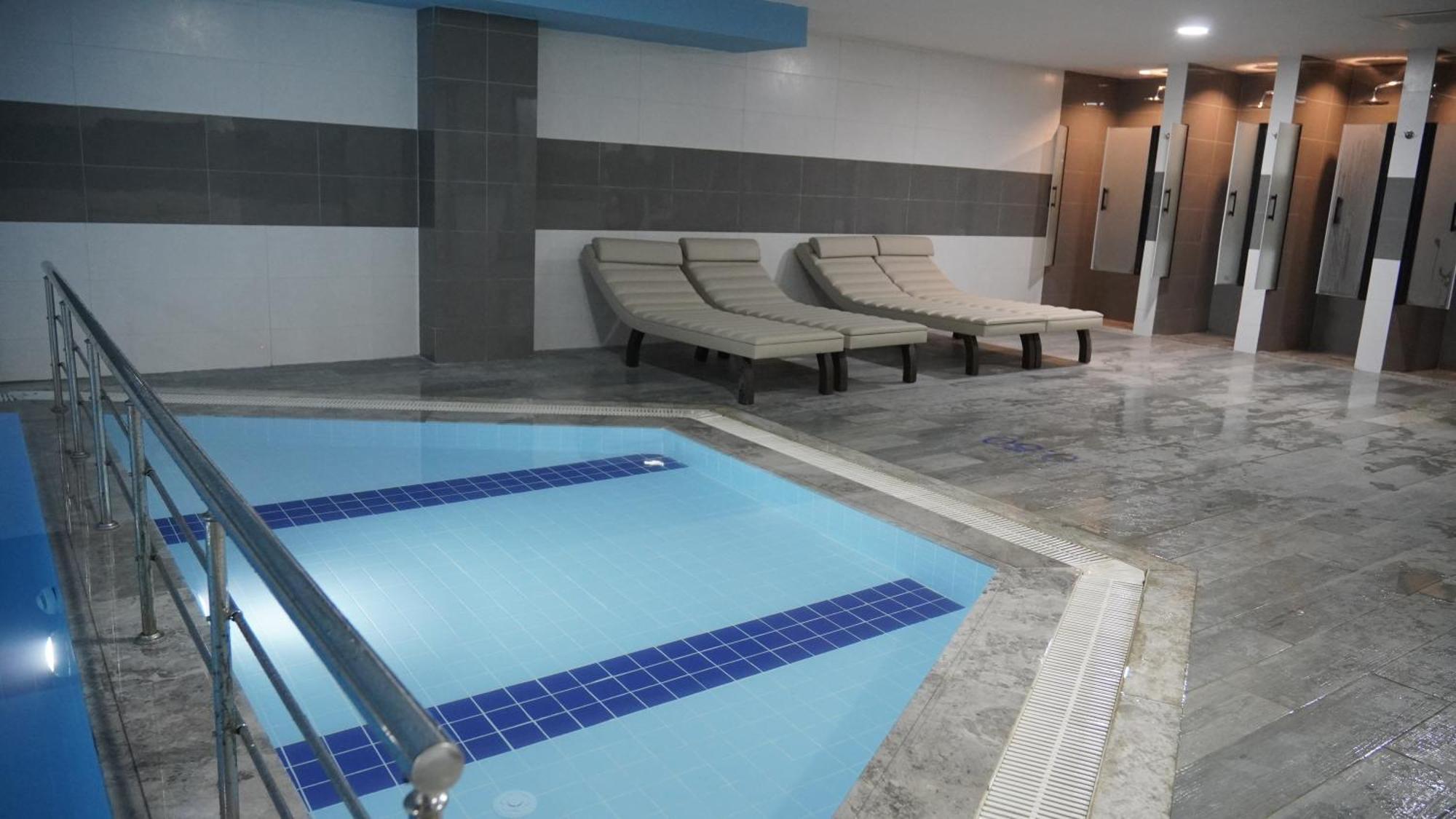 Ramada Plaza By Wyndham Batman Hotell Eksteriør bilde
